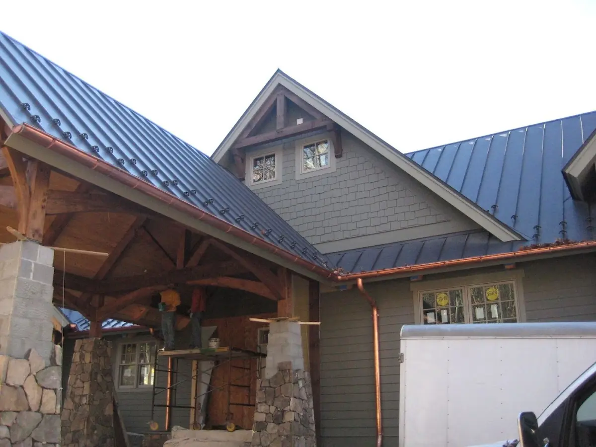 Craftsman Roofing team delivering quality roofing work in Fort Smith